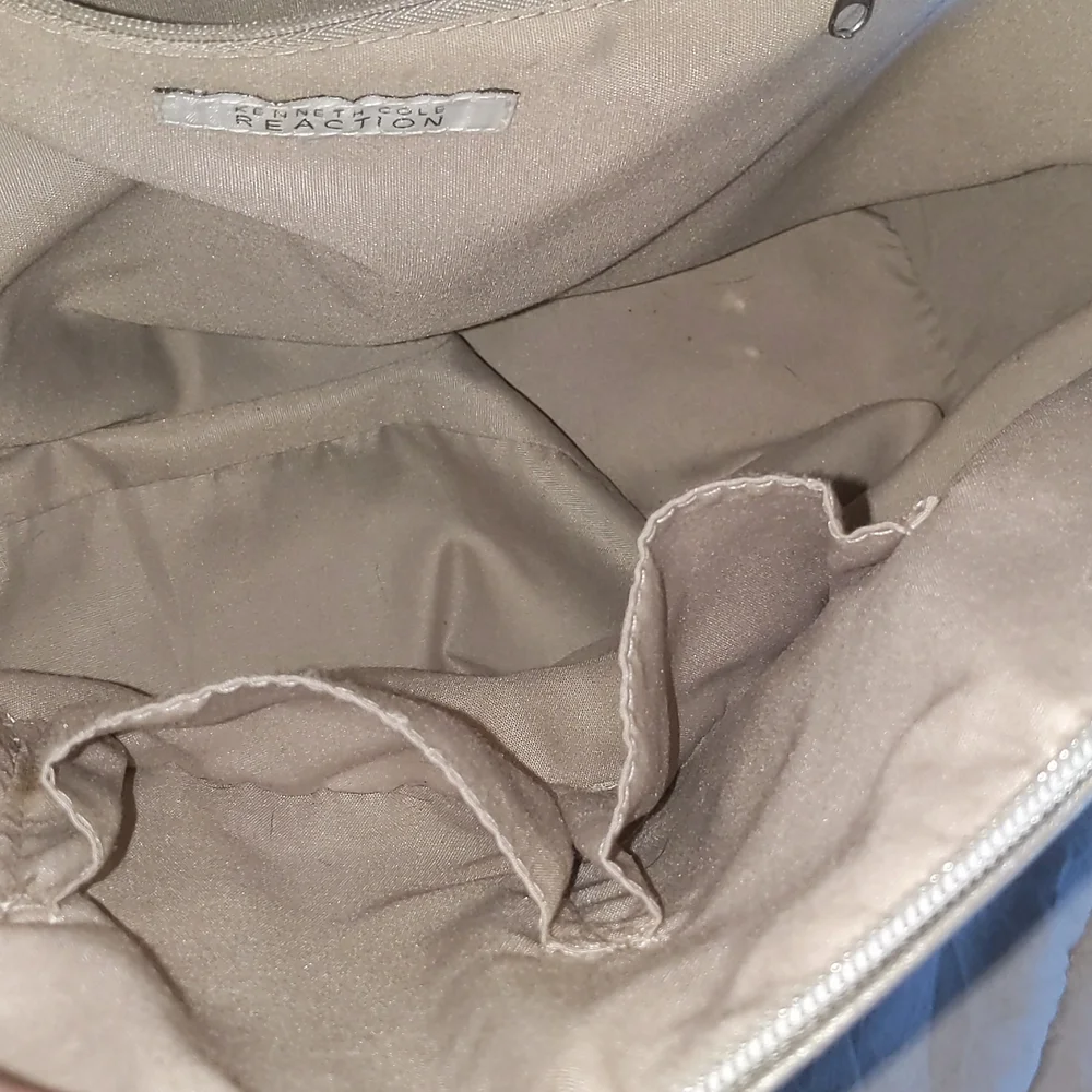 Kenneth Cole Reaction Floral Purse - Picture 7 of 15